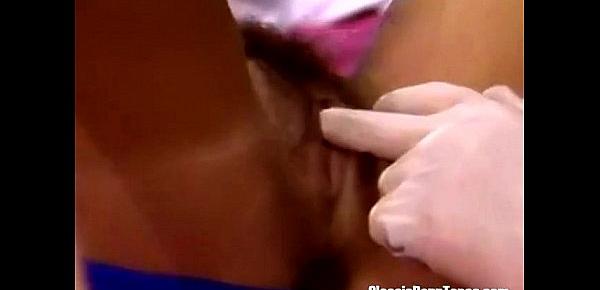  Kissing Couple Play Doctor